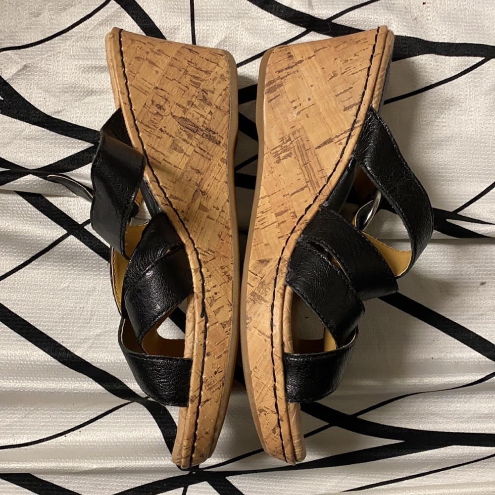 Born Comfortable Leather Platform Slides - image 3